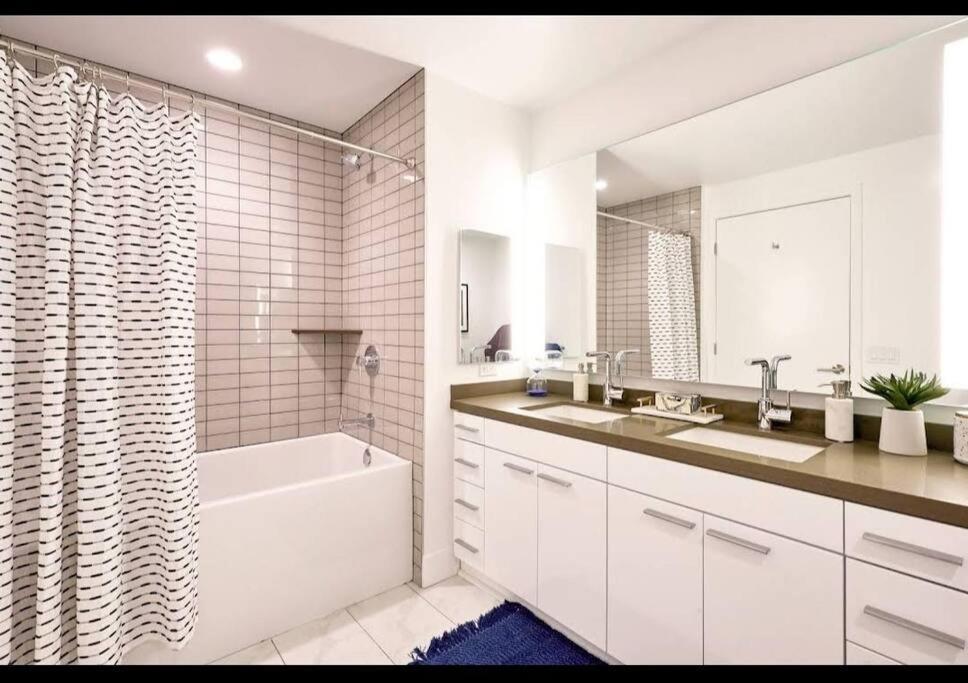 Skyline Views 3bed Apt La Live Convntion Centr 11110 Appartamento *